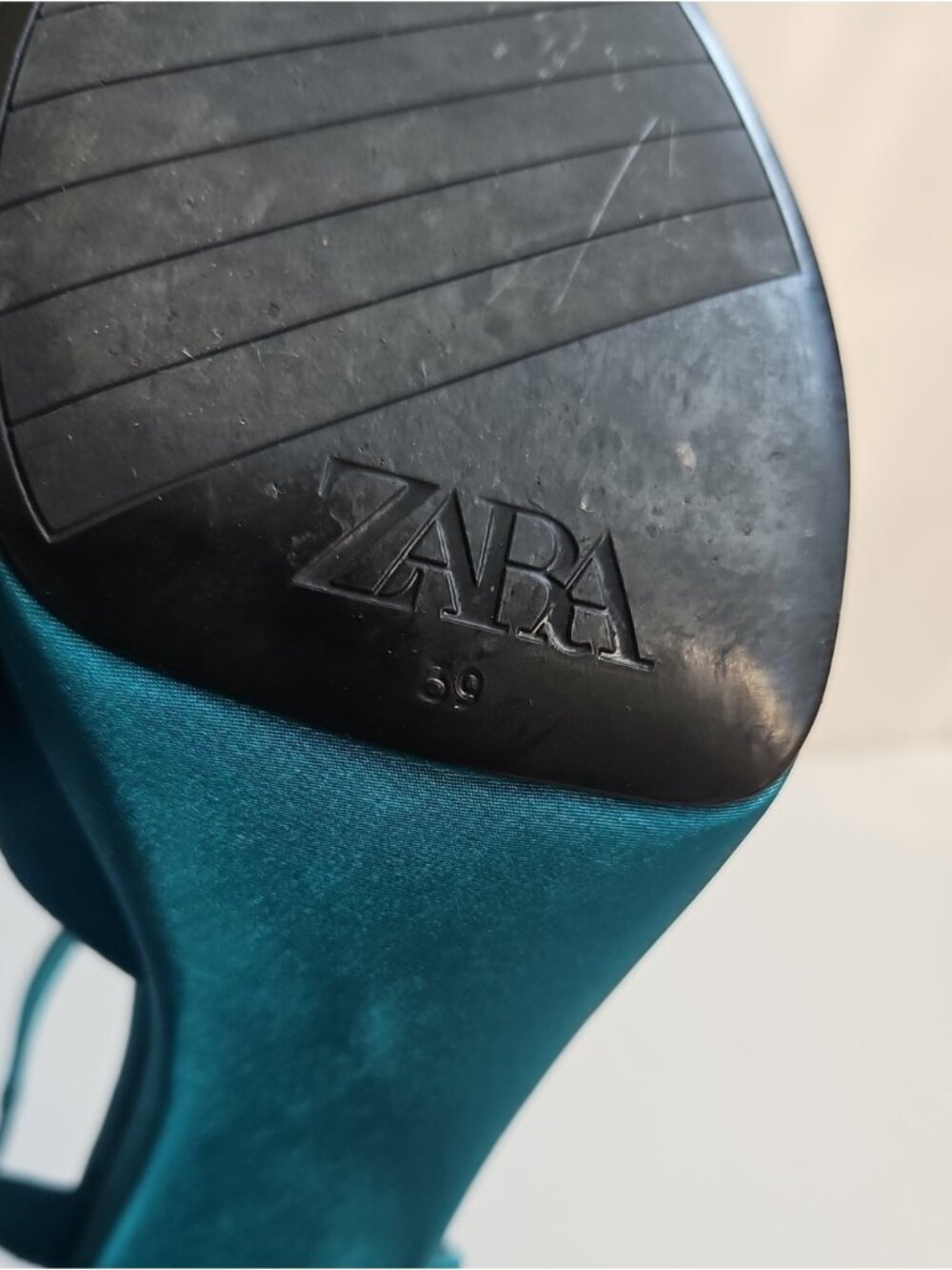 Zara Emerald Green Satin Ankle Strap Platform Block Heel Sandals - Picture 7 of 7